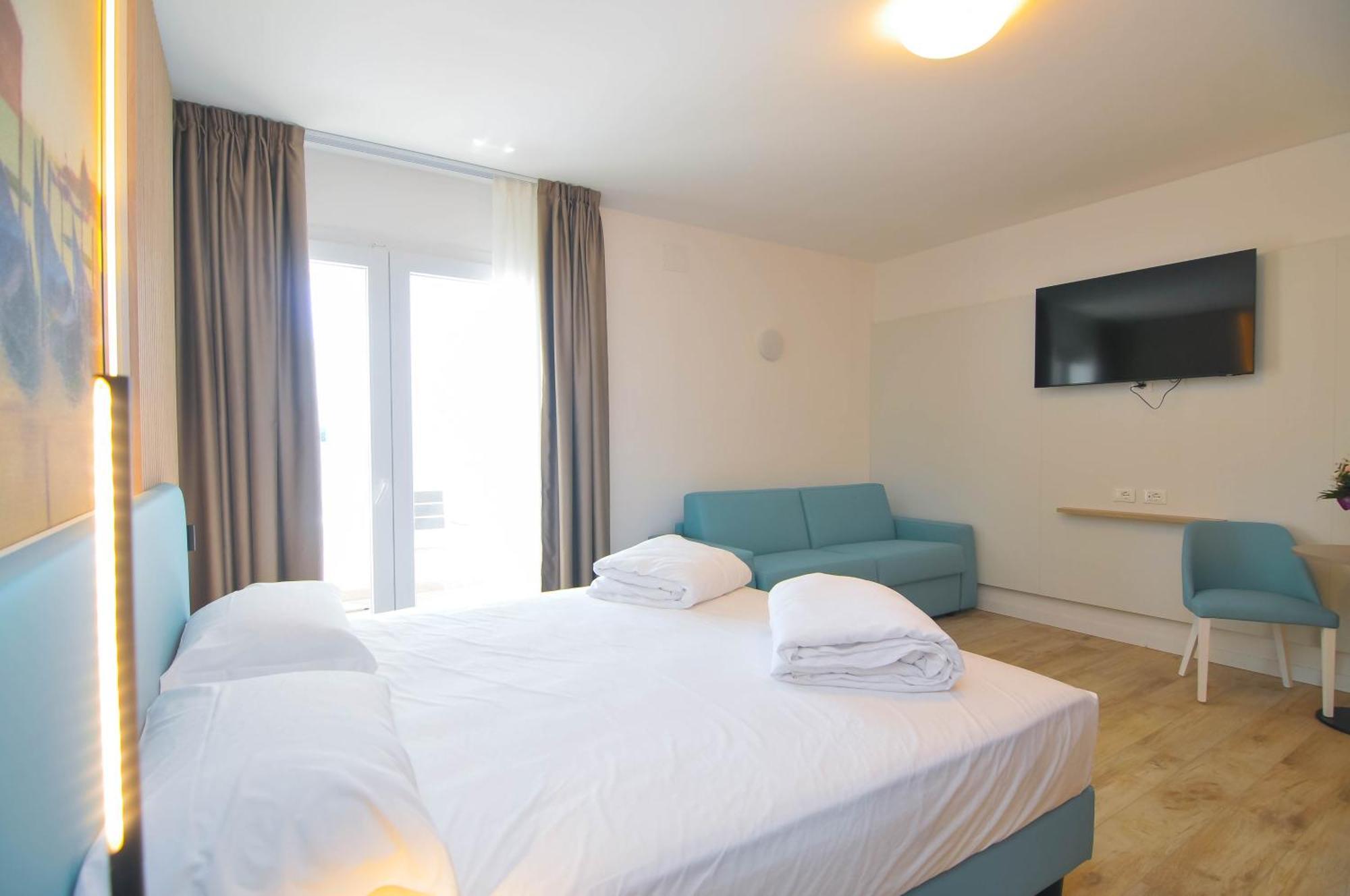 Marina Junior Suite 4 Stelle S Caorle Exterior photo