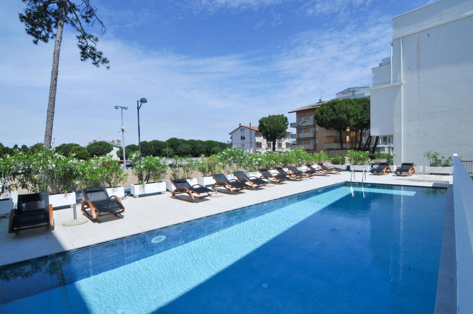 Marina Junior Suite 4 Stelle S Caorle Exterior photo